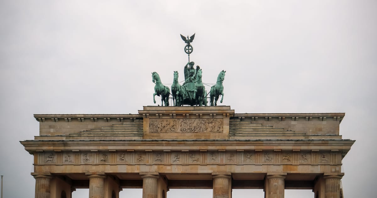 Frankfurt Airport to Berlin Transfer Guide | FrankfurtRide