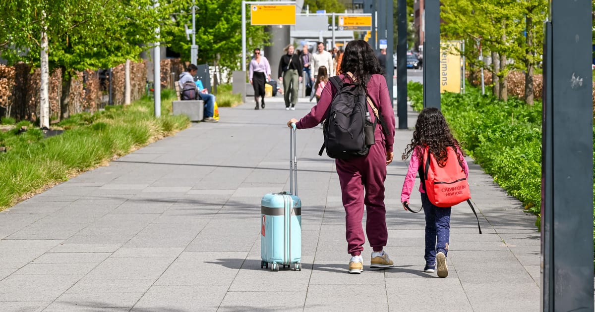 Frankfurt Airport with Kids: Family Travel Tips | FrankfurtRide