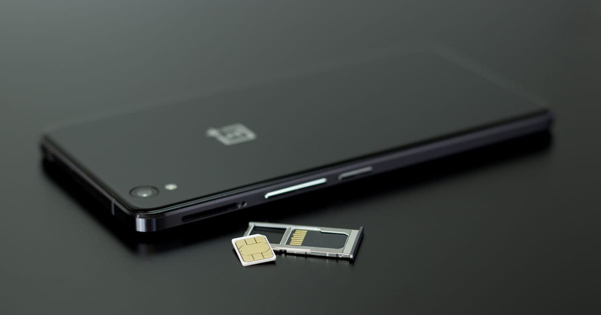 SIM Card & eSIM at Frankfurt Airport (2026 Guide) | FrankfurtRide