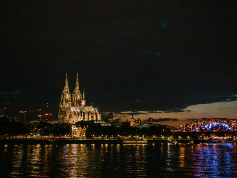 Privater Transfer Frankfurt Flughafen nach Cologne