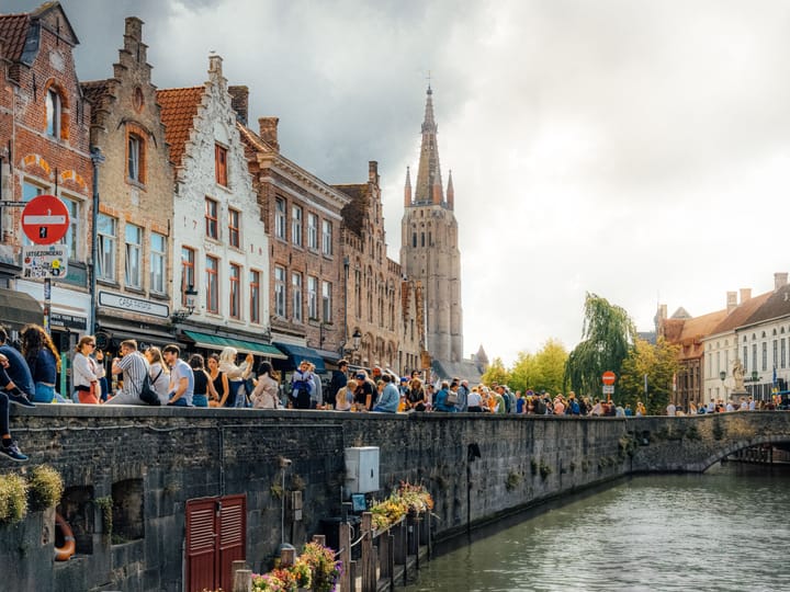Bruges airport transfer — frequently asked questions
