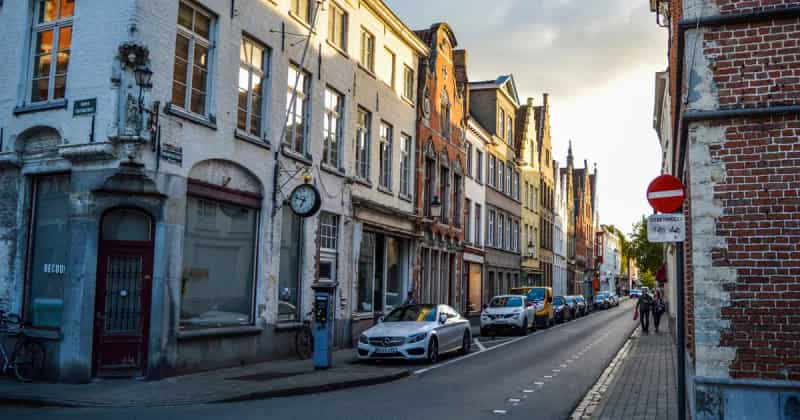 Airport transfer to Bruges, Belgium from Frankfurt Airport