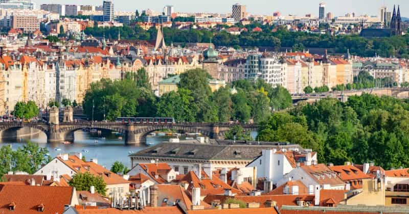 Airport transfer to Prague, Czech Republic from Frankfurt Airport