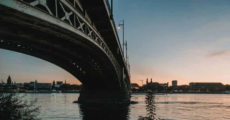 Airport transfer to Mainz & Wiesbaden, Germany from Frankfurt Airport