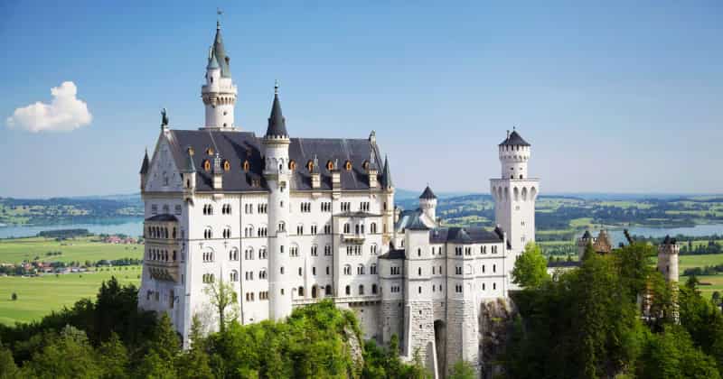 Airport transfer to Romantic Road, Germany from Frankfurt Airport
