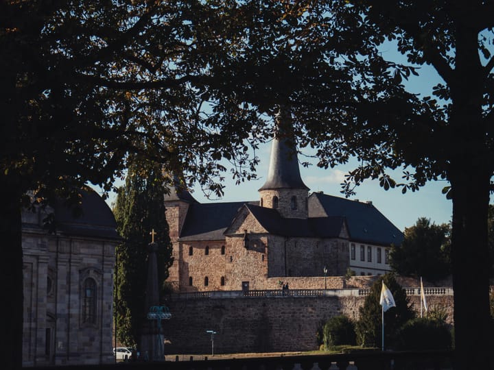 Fulda airport transfer — frequently asked questions