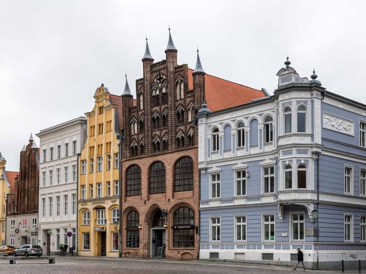 Gießen airport transfer — frequently asked questions