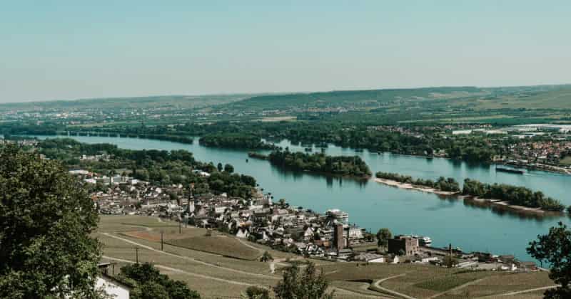 Airport transfer to Bingen am Rhein, Germany from Frankfurt Airport