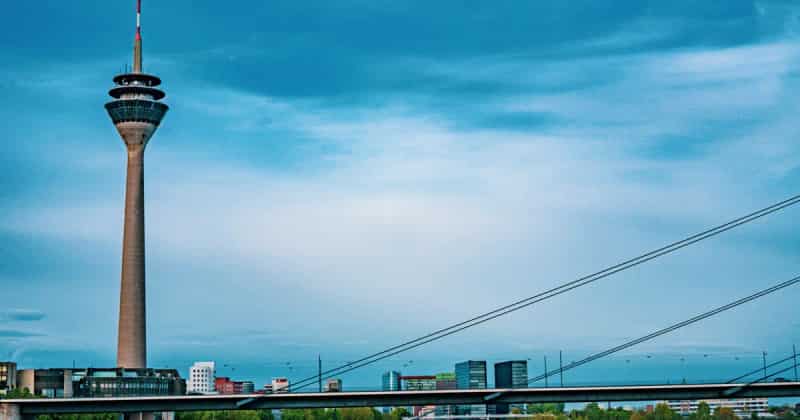 Airport transfer to Düsseldorf, Germany from Frankfurt Airport