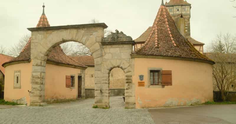 Airport transfer to Rothenburg ob der Tauber, Germany from Frankfurt Airport