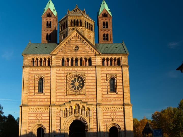 Speyer airport transfer — frequently asked questions