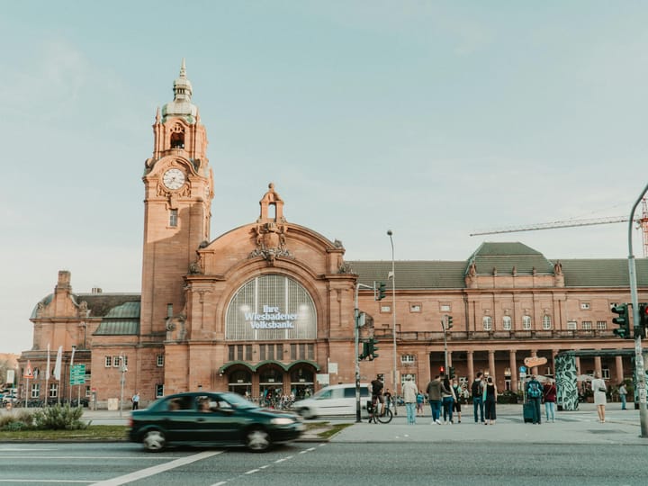 Flughafentransfer Wiesbaden — häufige Fragen